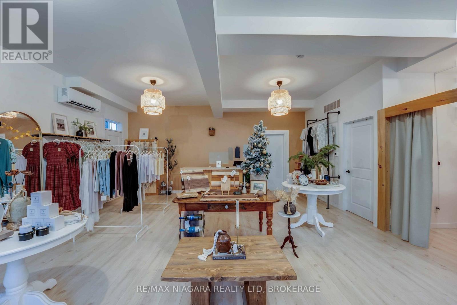 Main - 3757 Main Street, Lincoln, Ontario  L0R 1S0 - Photo 4 - X12649526