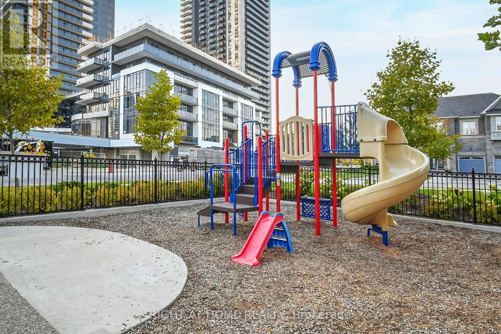 32 - 81 Armdale Road, Mississauga, Ontario  L4Z 0A6 - Photo 48 - W12647660