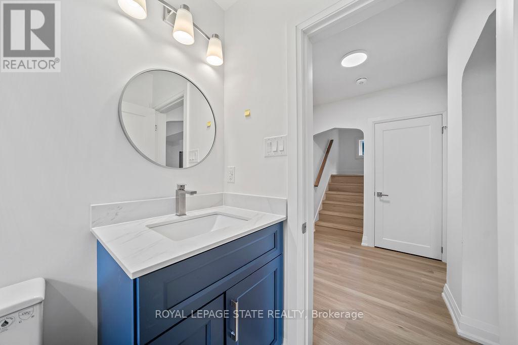 Unit 1 - 172 East 34th Street, Hamilton, Ontario  L8V 3W6 - Photo 13 - X12428979