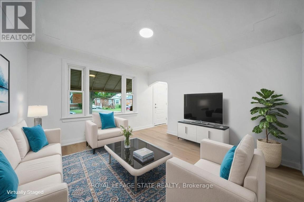 Unit 1 - 172 East 34th Street, Hamilton, Ontario  L8V 3W6 - Photo 2 - X12428979