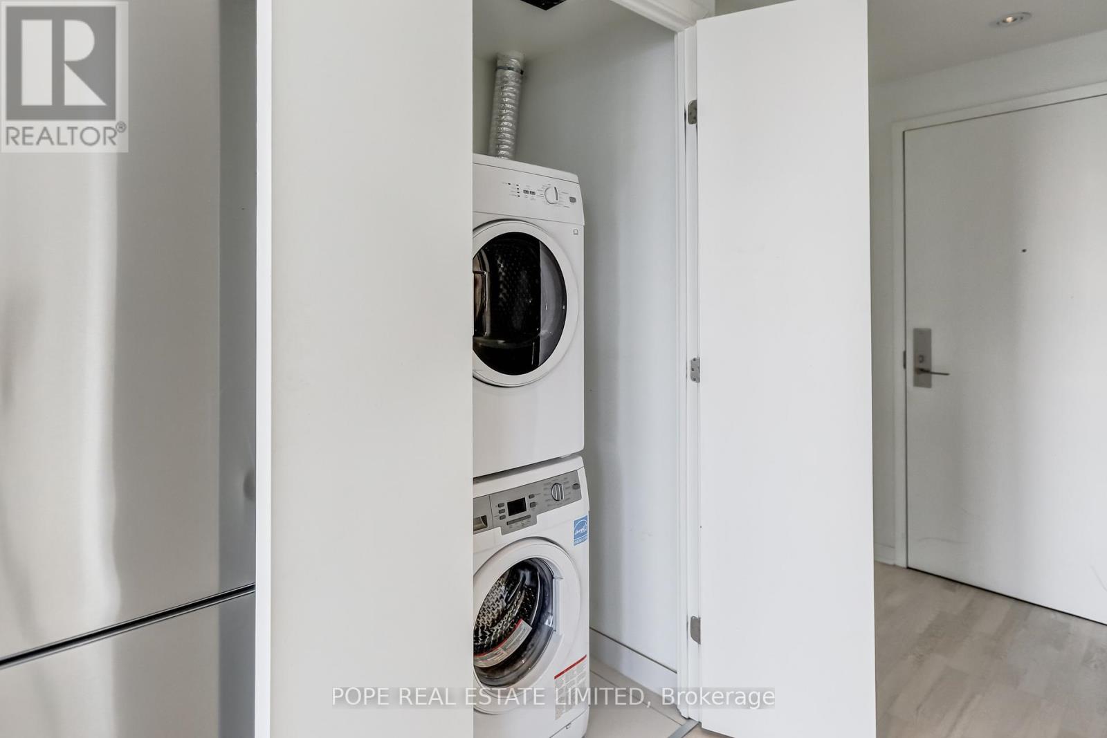 2204 - 60 Colborne Street, Toronto, Ontario  M5E 1E3 - Photo 12 - C12649542