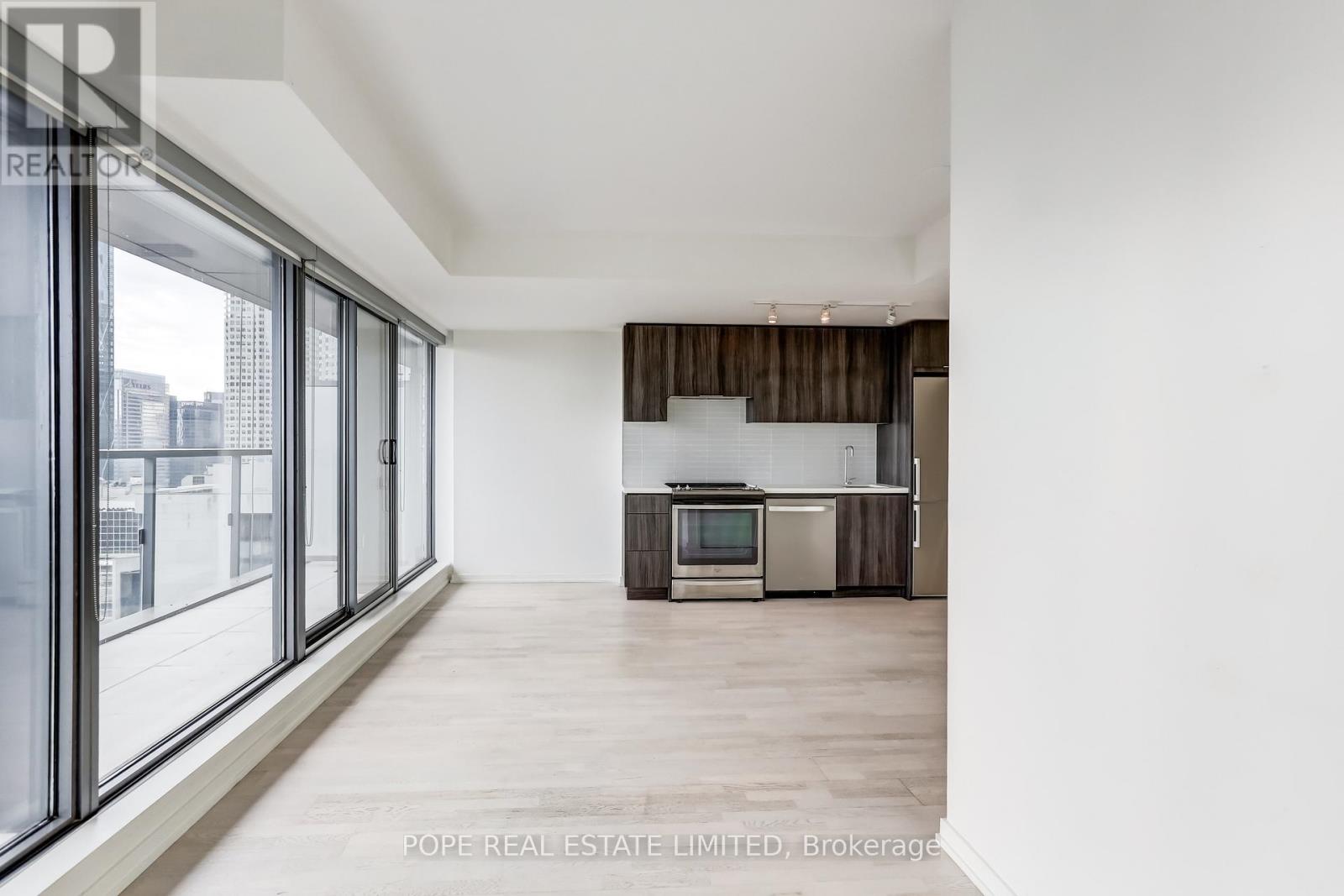 2204 - 60 Colborne Street, Toronto, Ontario  M5E 1E3 - Photo 15 - C12649542