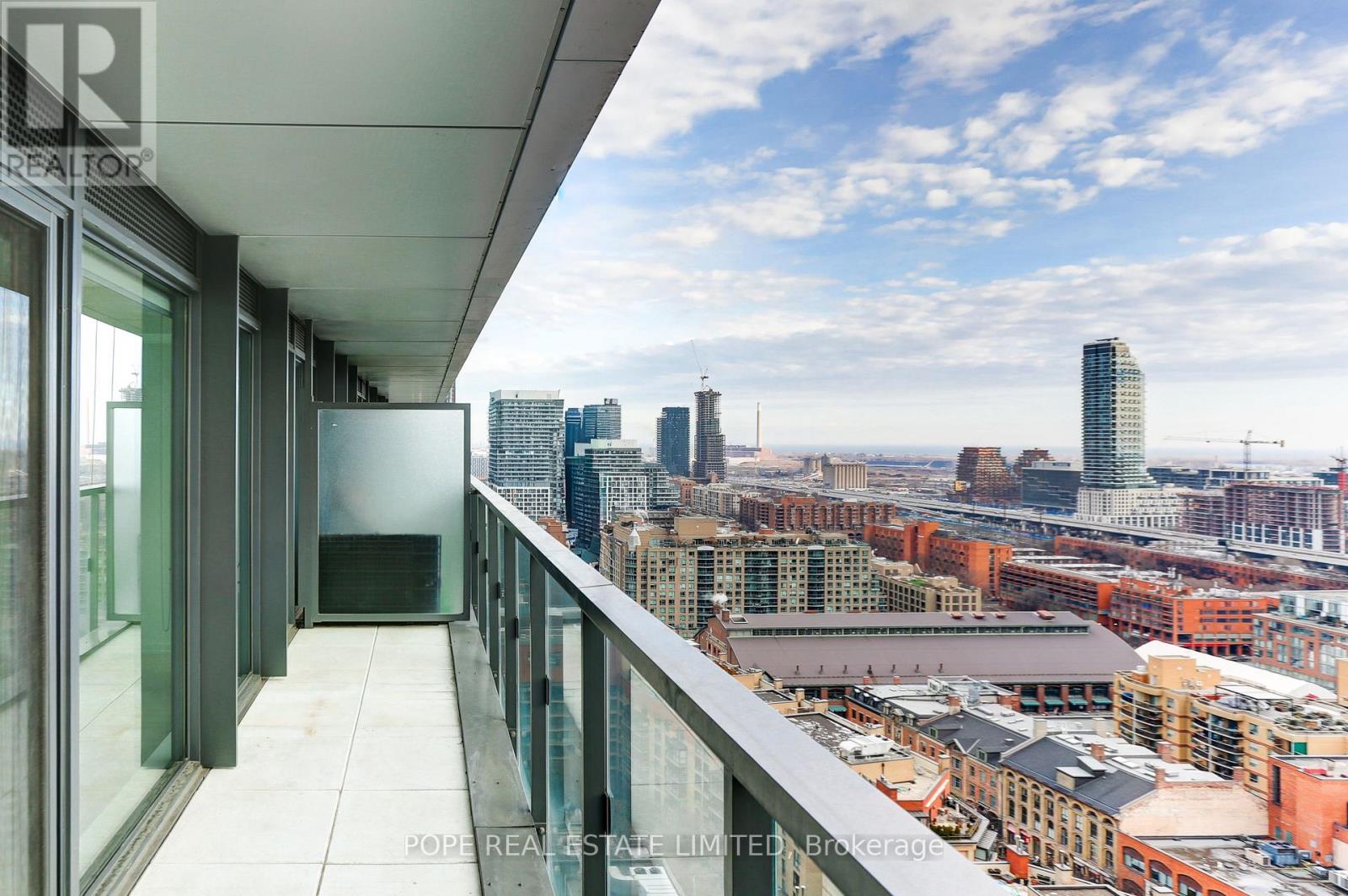 2204 - 60 Colborne Street, Toronto, Ontario  M5E 1E3 - Photo 16 - C12649542