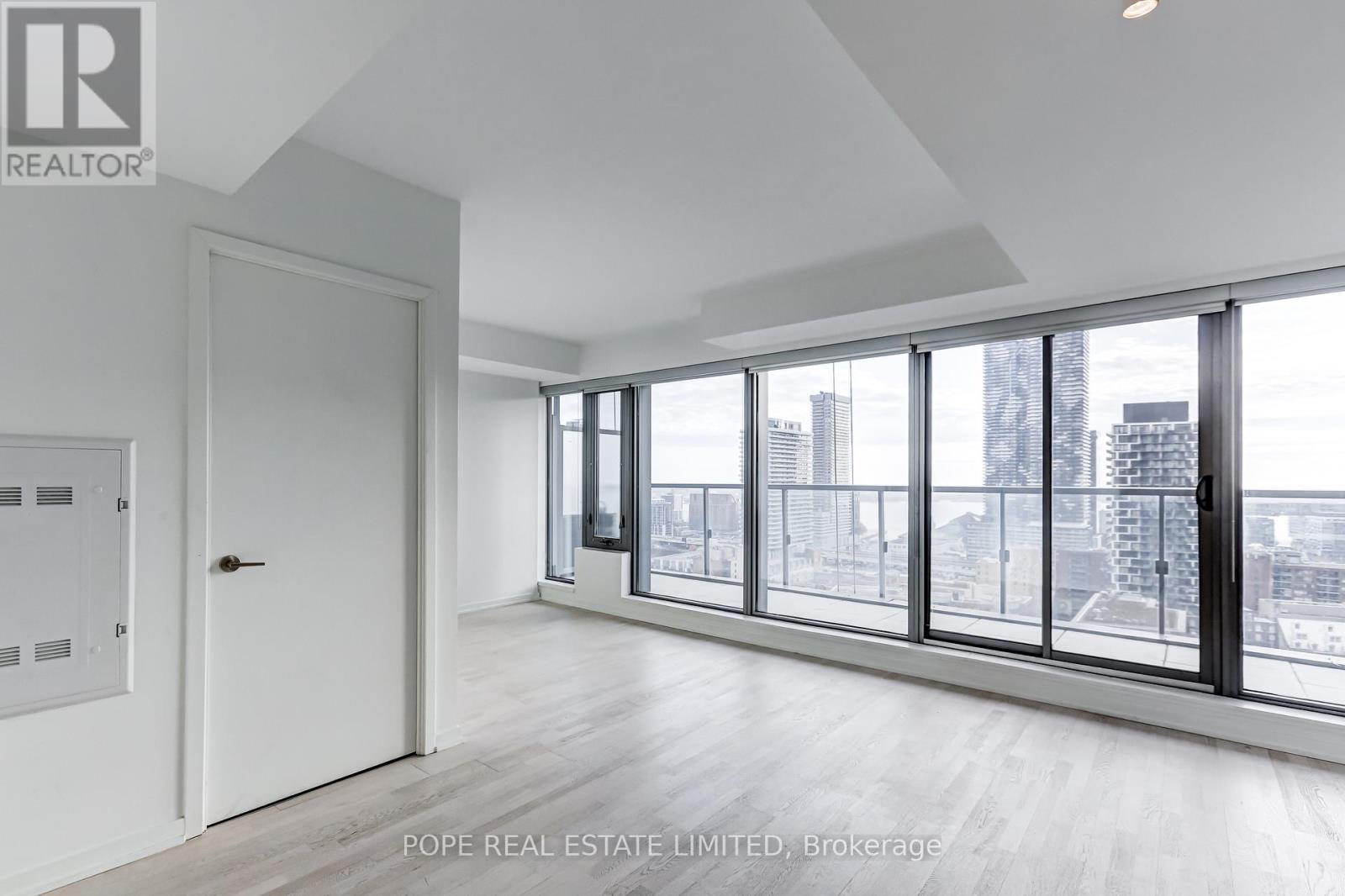 2204 - 60 Colborne Street, Toronto, Ontario  M5E 1E3 - Photo 7 - C12649542