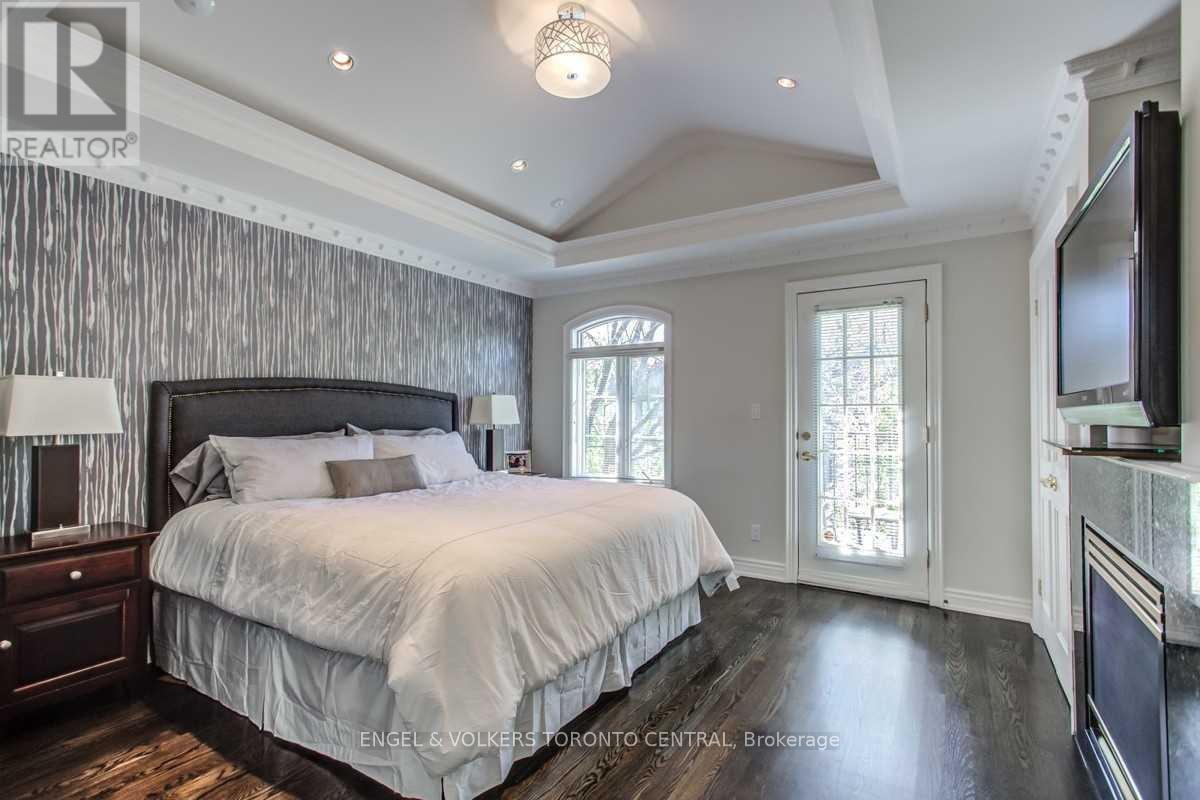 405 Bedford Park Avenue, Toronto, Ontario  M5M 1J9 - Photo 10 - C12649544