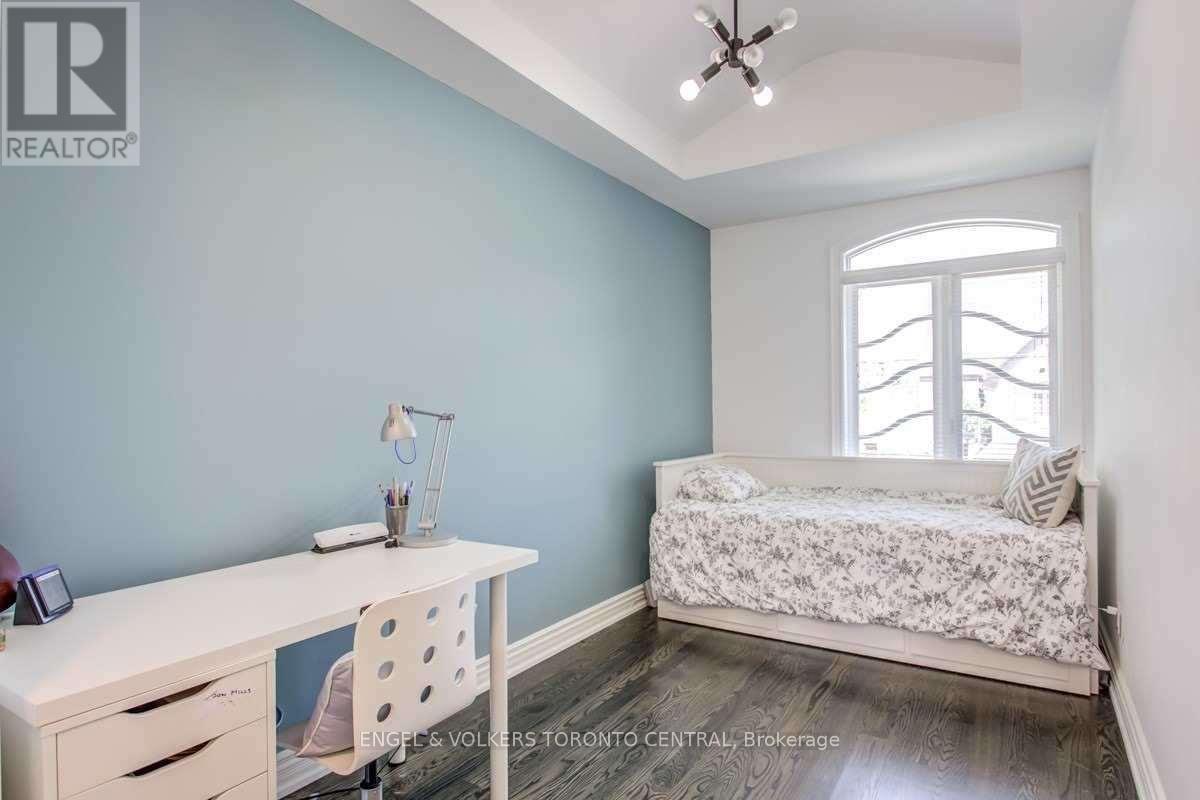 405 Bedford Park Avenue, Toronto, Ontario  M5M 1J9 - Photo 12 - C12649544