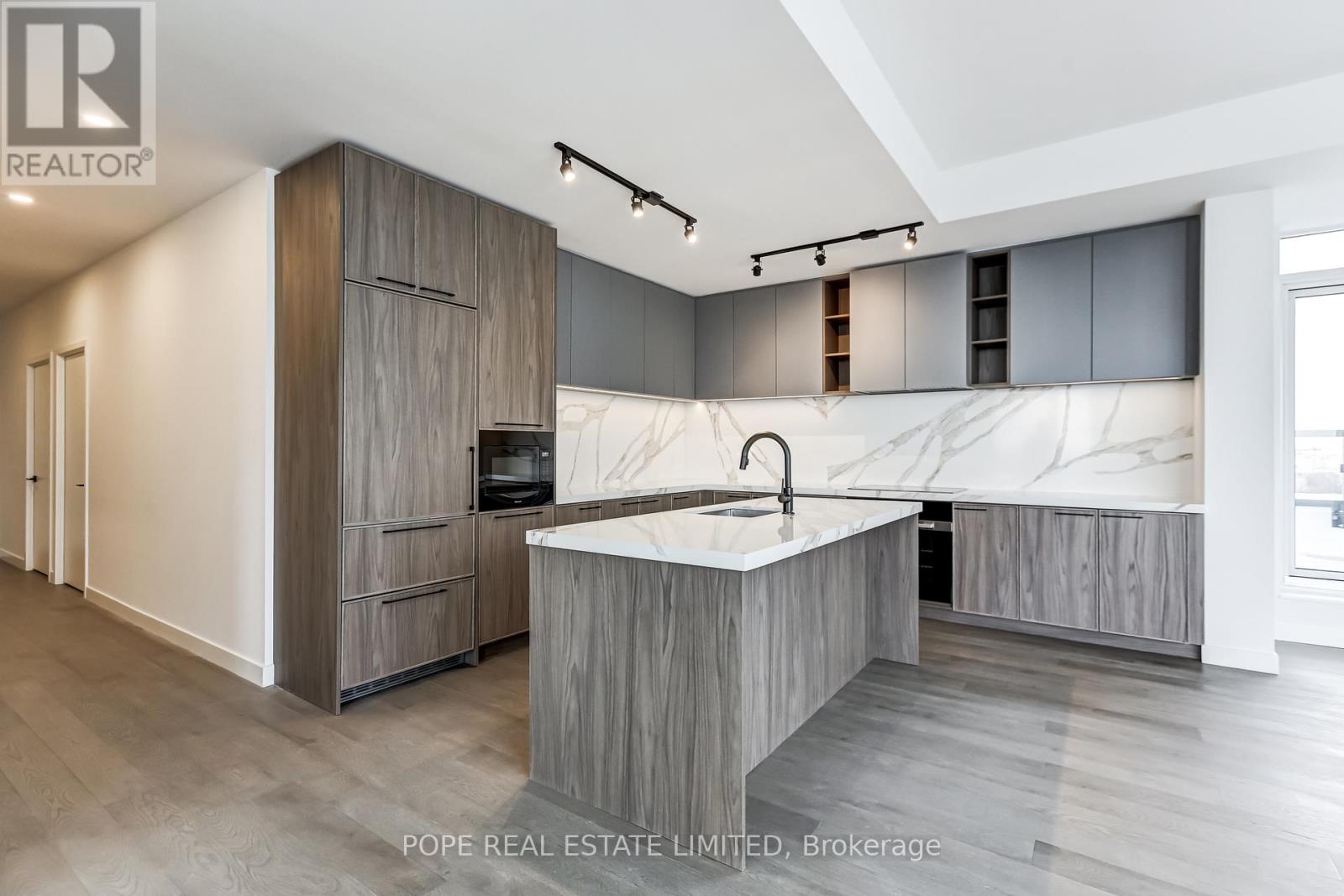 1601 - 1050 Eastern Avenue, Toronto, Ontario  M4L 0B7 - Photo 10 - E12649506