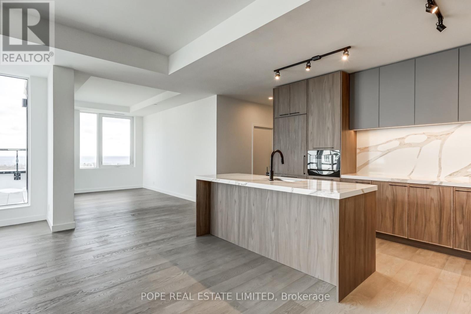 1601 - 1050 Eastern Avenue, Toronto, Ontario  M4L 0B7 - Photo 12 - E12649506