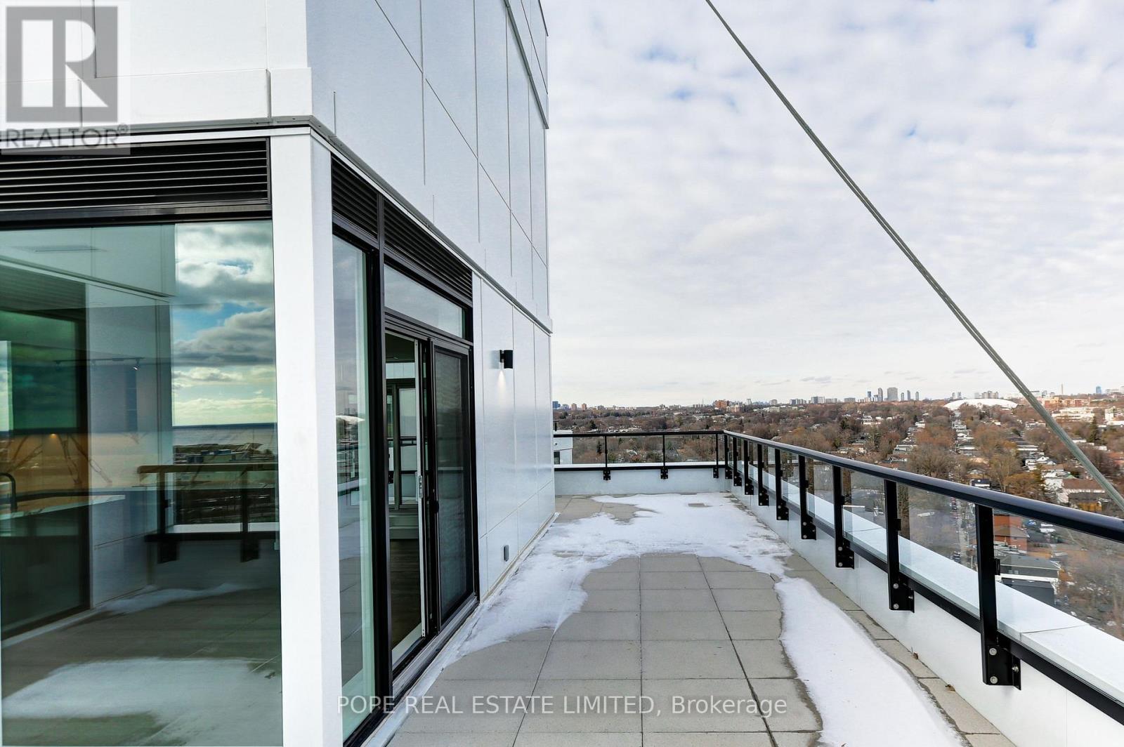 1601 - 1050 Eastern Avenue, Toronto, Ontario  M4L 0B7 - Photo 39 - E12649506