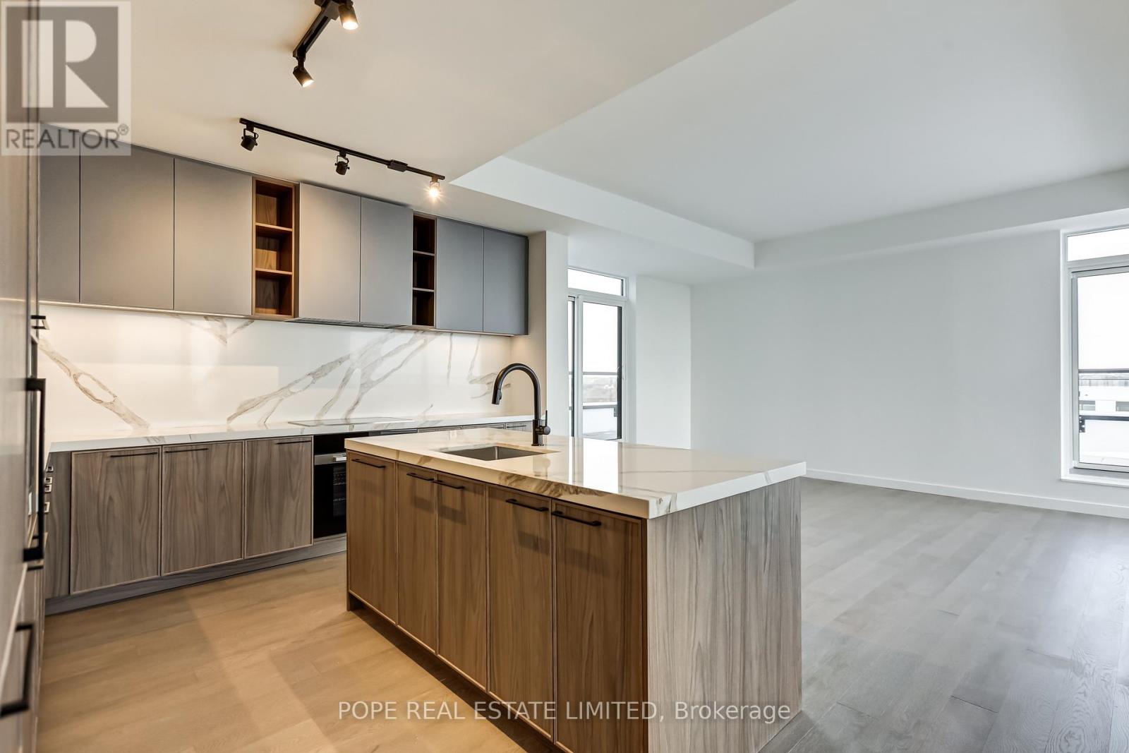 1601 - 1050 Eastern Avenue, Toronto, Ontario  M4L 0B7 - Photo 7 - E12649506