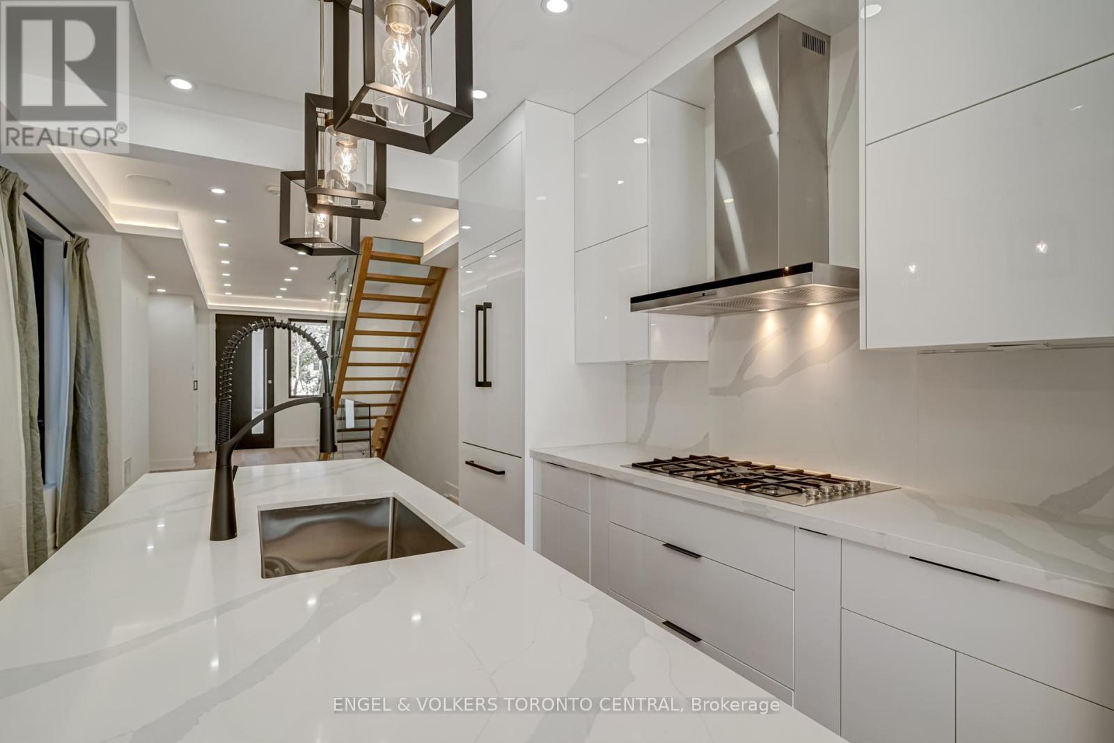 230 Willow Avenue, Toronto, Ontario  M4E 3K7 - Photo 22 - E12649546