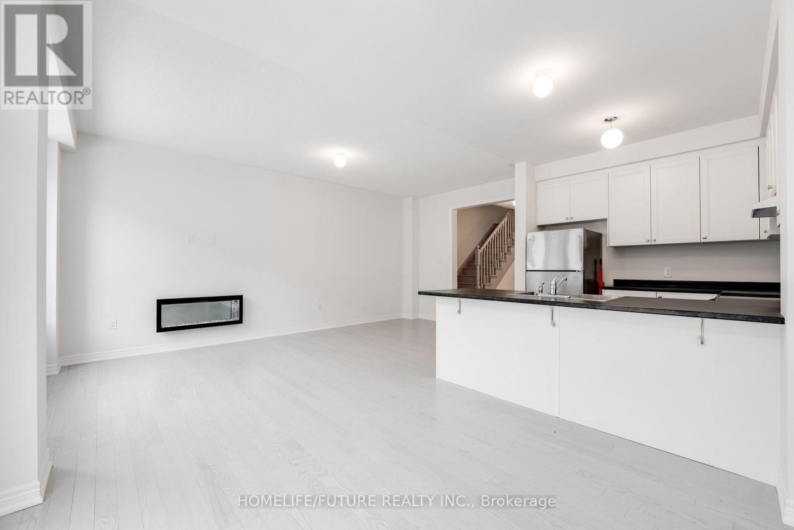 2063 Horace Duncan Crescent, Oshawa (Kedron), Ontario  L1H 0H4 - Photo 6 - E12649552