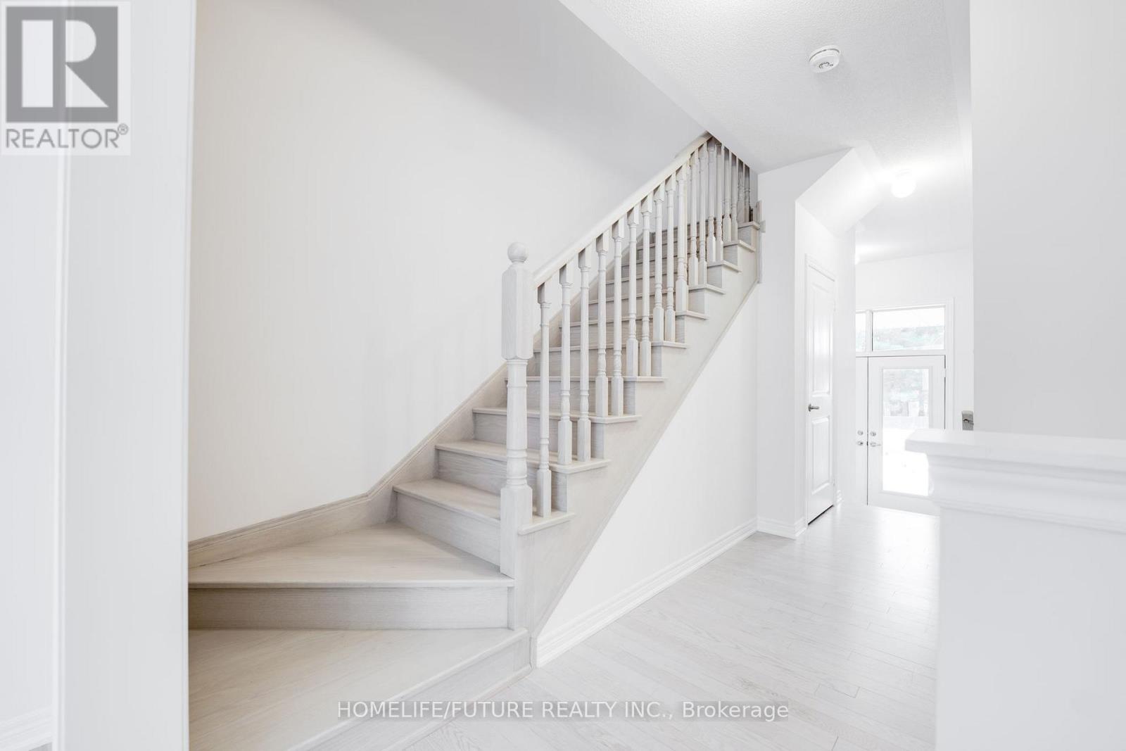 2063 Horace Duncan Crescent, Oshawa (Kedron), Ontario  L1H 0H4 - Photo 8 - E12649552