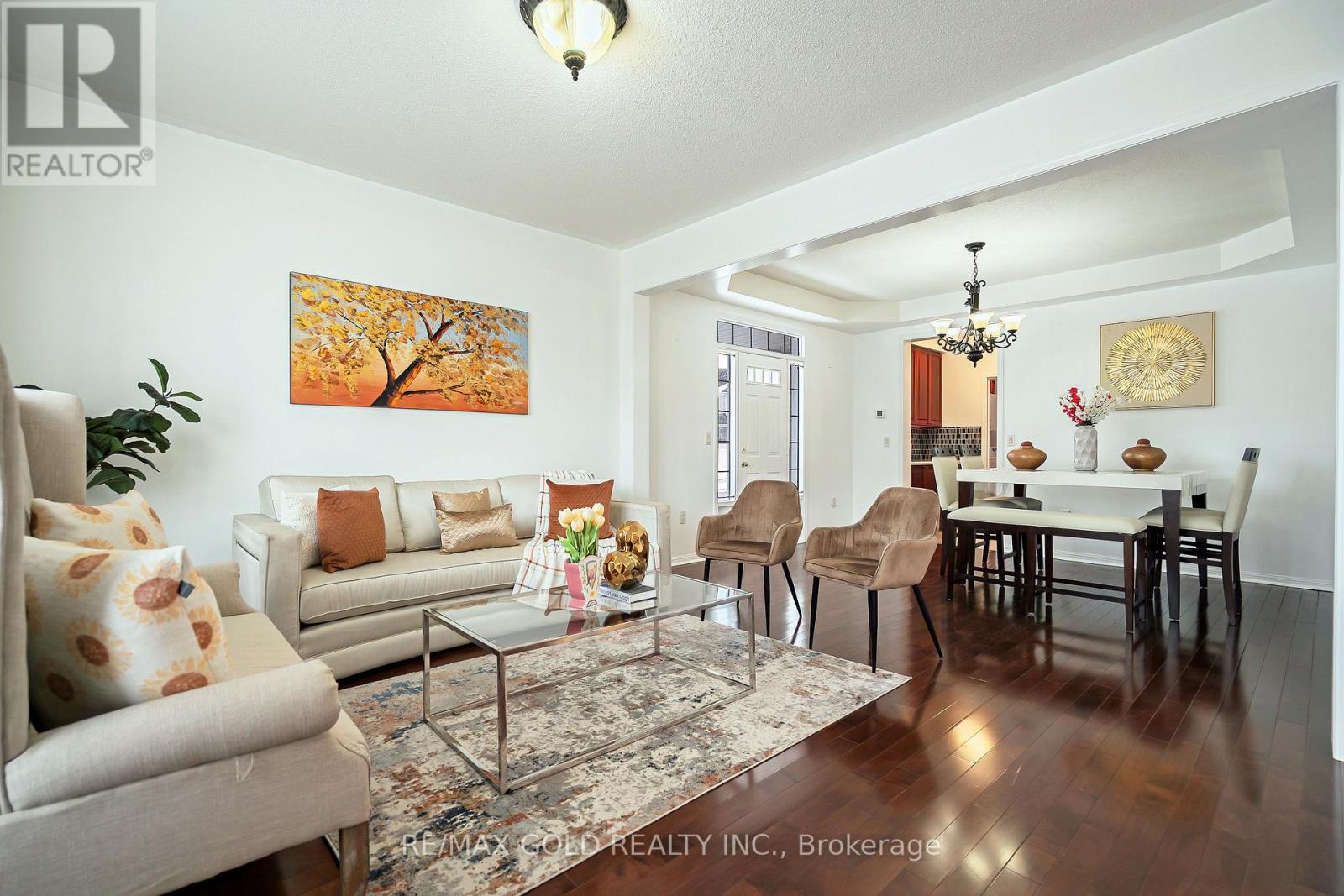 2 Maltby Court, Brampton, Ontario  L6P 1A5 - Photo 8 - W12536950