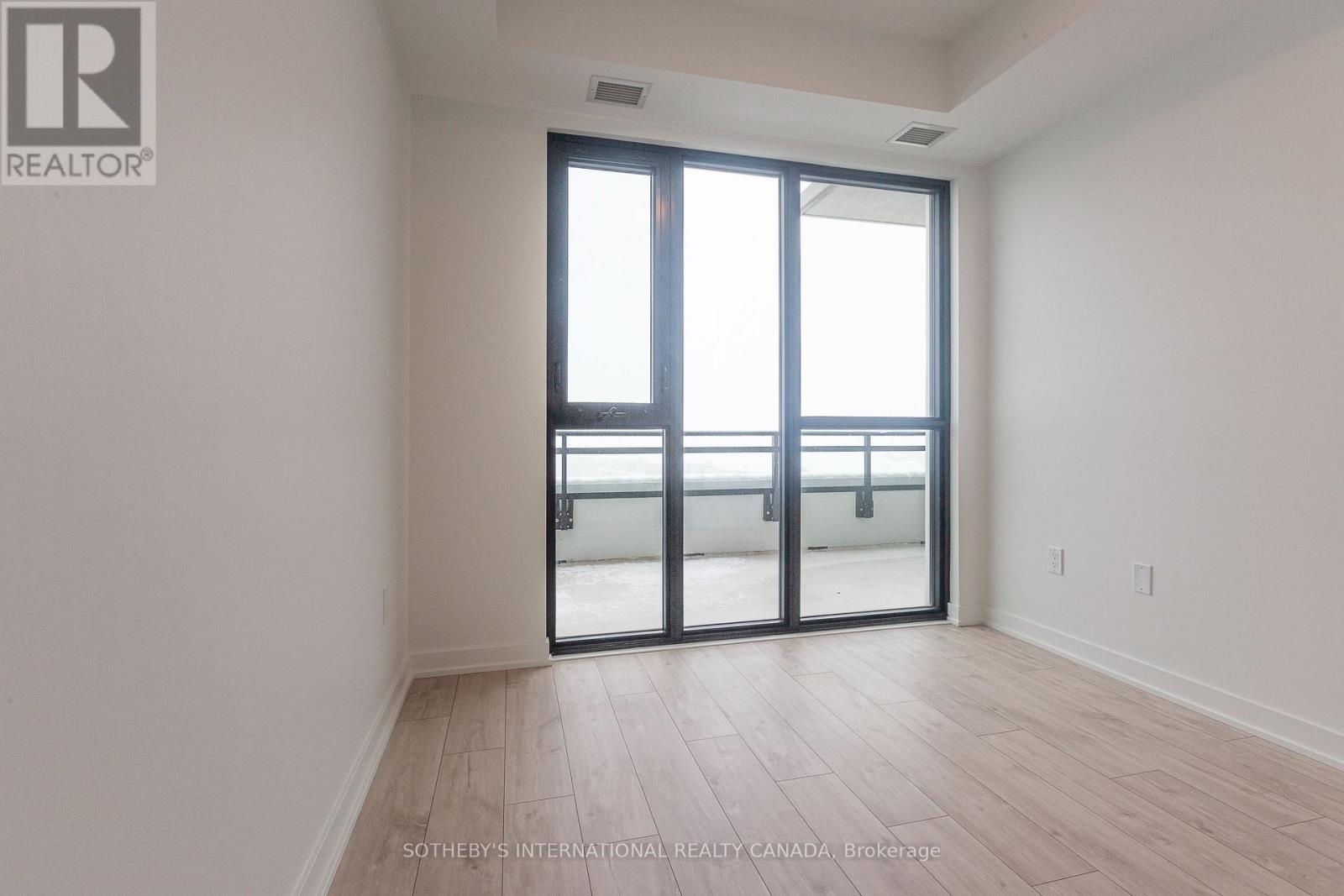 413 - 720 Whitlock Avenue, Milton, Ontario  L9E 2B5 - Photo 17 - W12649508