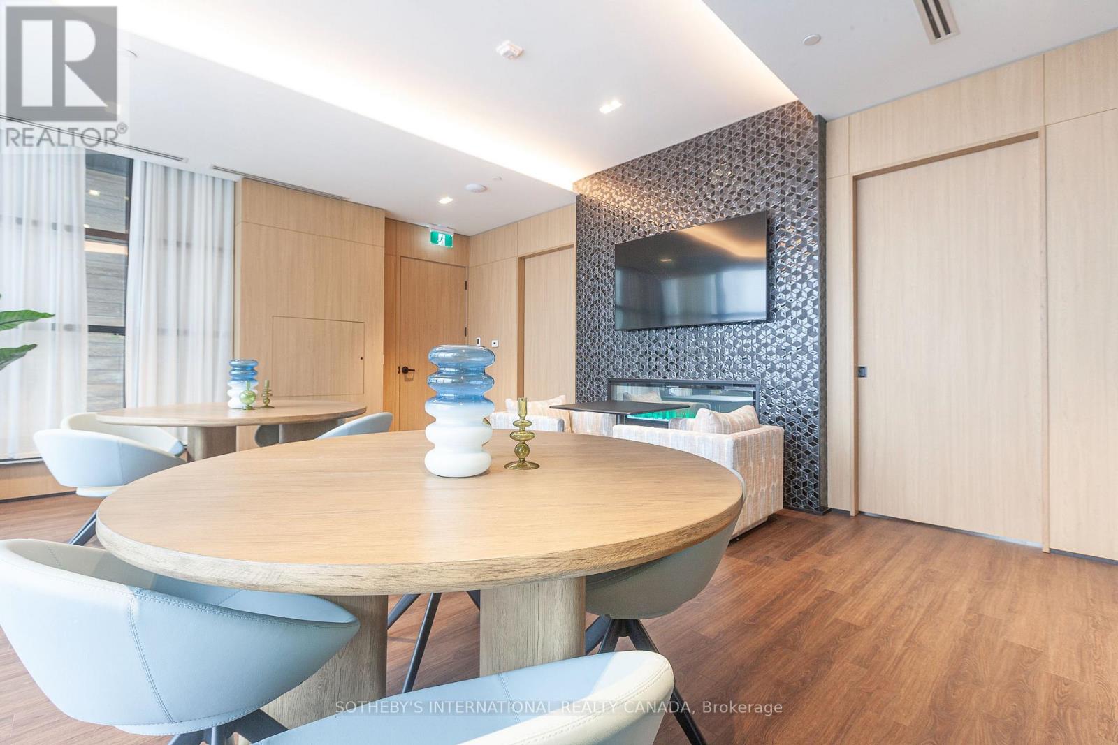 413 - 720 Whitlock Avenue, Milton, Ontario  L9E 2B5 - Photo 29 - W12649508