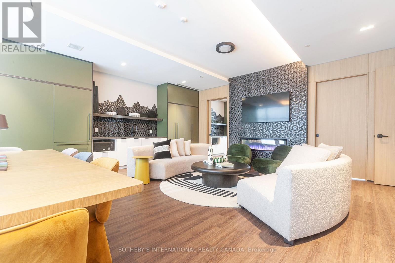 413 - 720 Whitlock Avenue, Milton, Ontario  L9E 2B5 - Photo 31 - W12649508