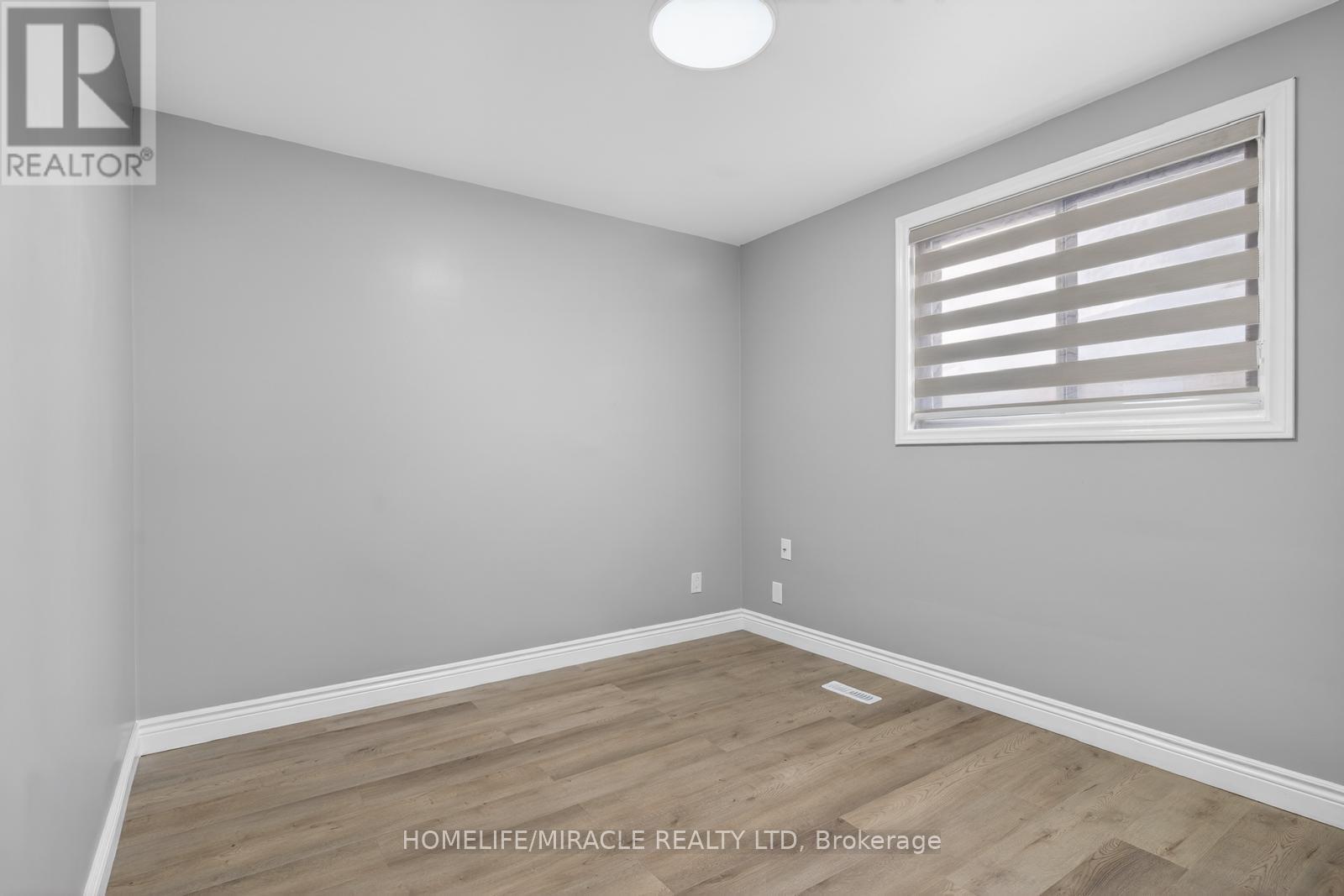 18 Rubydale Gardens, Toronto, Ontario  M9L 1B9 - Photo 29 - W12649512