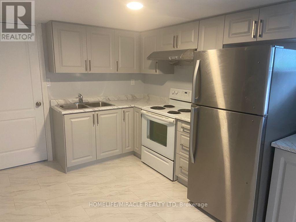 18 Rubydale Gardens, Toronto, Ontario  M9L 1B9 - Photo 40 - W12649512