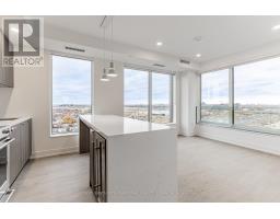 808 - 31 YORK GARDEN WAY, Toronto, Ontario