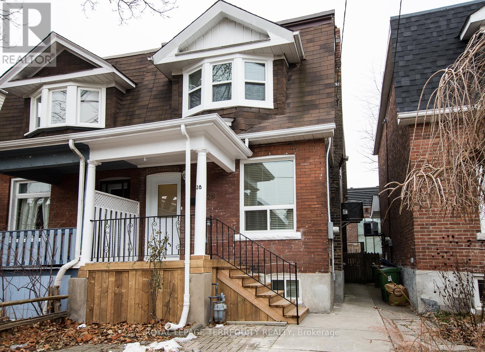 28 BARTLETT AVENUE, Toronto, Ontario