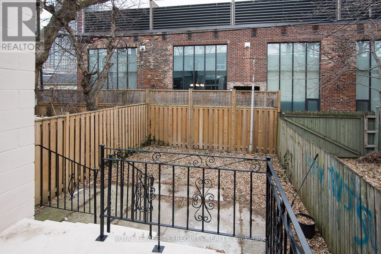 28 Bartlett Avenue, Toronto, Ontario  M6H 3E6 - Photo 32 - W12649522