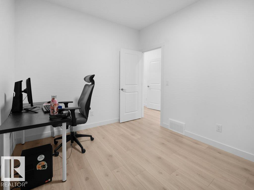7020 177 Av Nw, Edmonton, Alberta  T5Z 0W8 - Photo 10 - E4468596