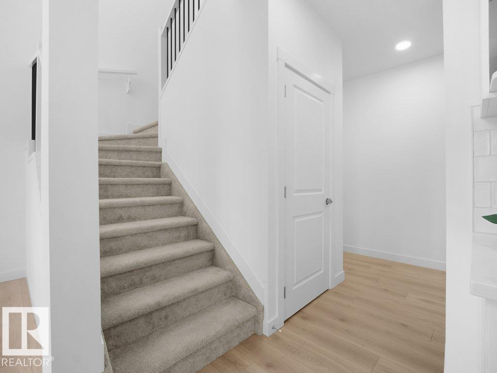 7020 177 Av Nw, Edmonton, Alberta  T5Z 0W8 - Photo 21 - E4468596