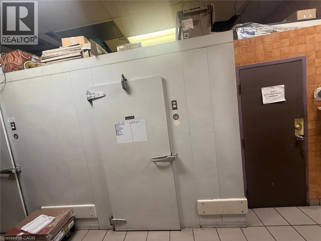 7 Anne Street Unit# 8, Barrie, Ontario  L4N 2C4 - Photo 9 - 40794995