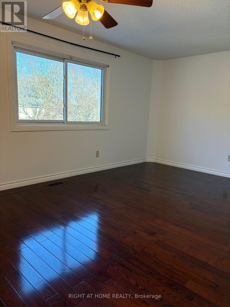 33 Innisbrook Crescent, Markham, Ontario  L3T 5A9 - Photo 21 - N12649560