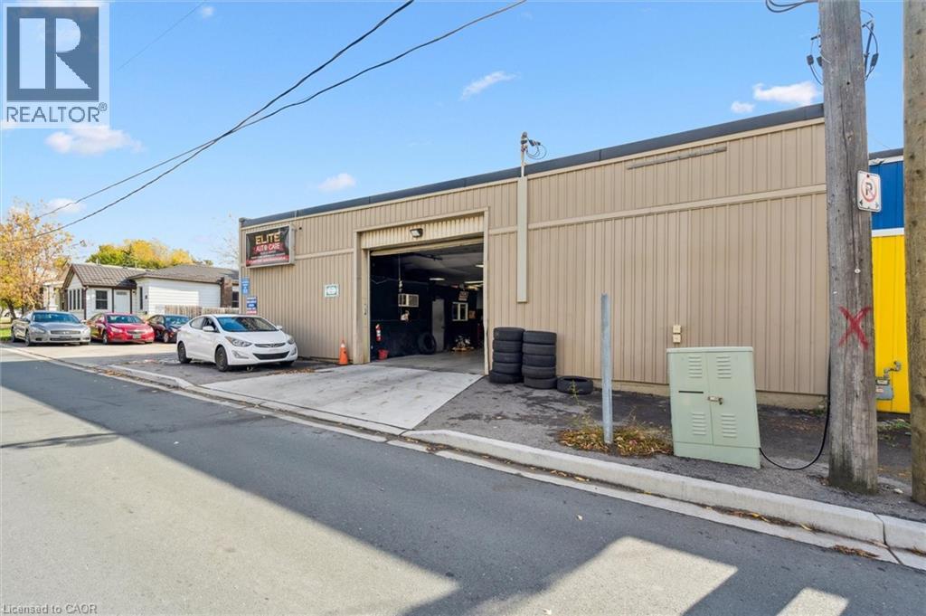 105 Hespeler Road Unit# 105, Cambridge, Ontario  N1R 3G7 - Photo 2 - 40795008