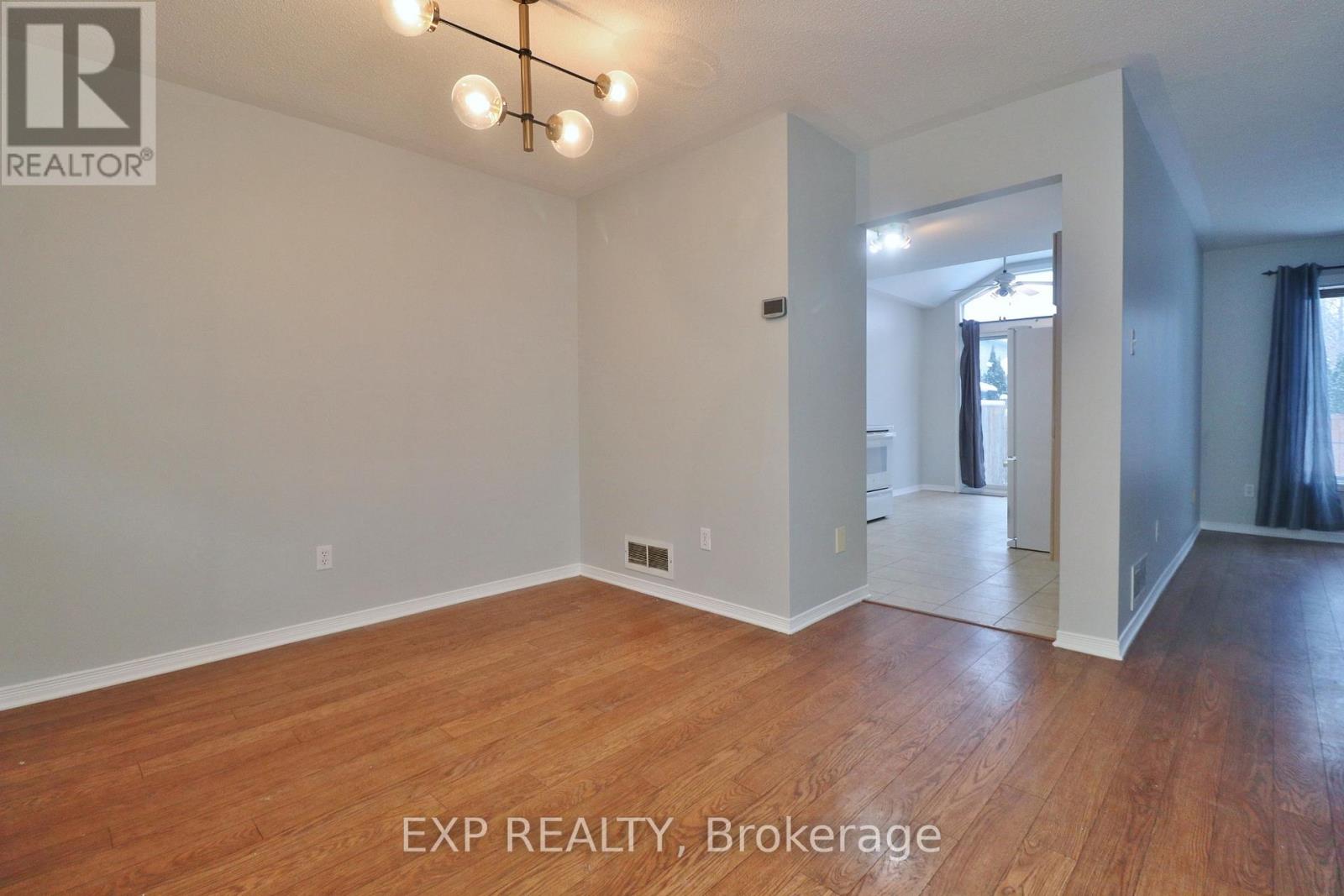 2127 Lauzon Street, Ottawa, Ontario  K4A 3K7 - Photo 12 - X12554630