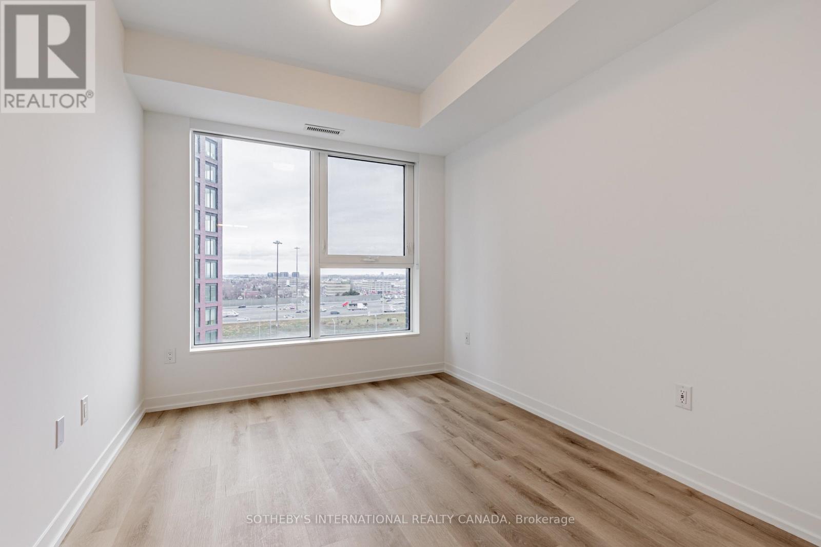 711 - 5 York Garden Way, Toronto, Ontario  M6A 2V1 - Photo 11 - W12649556