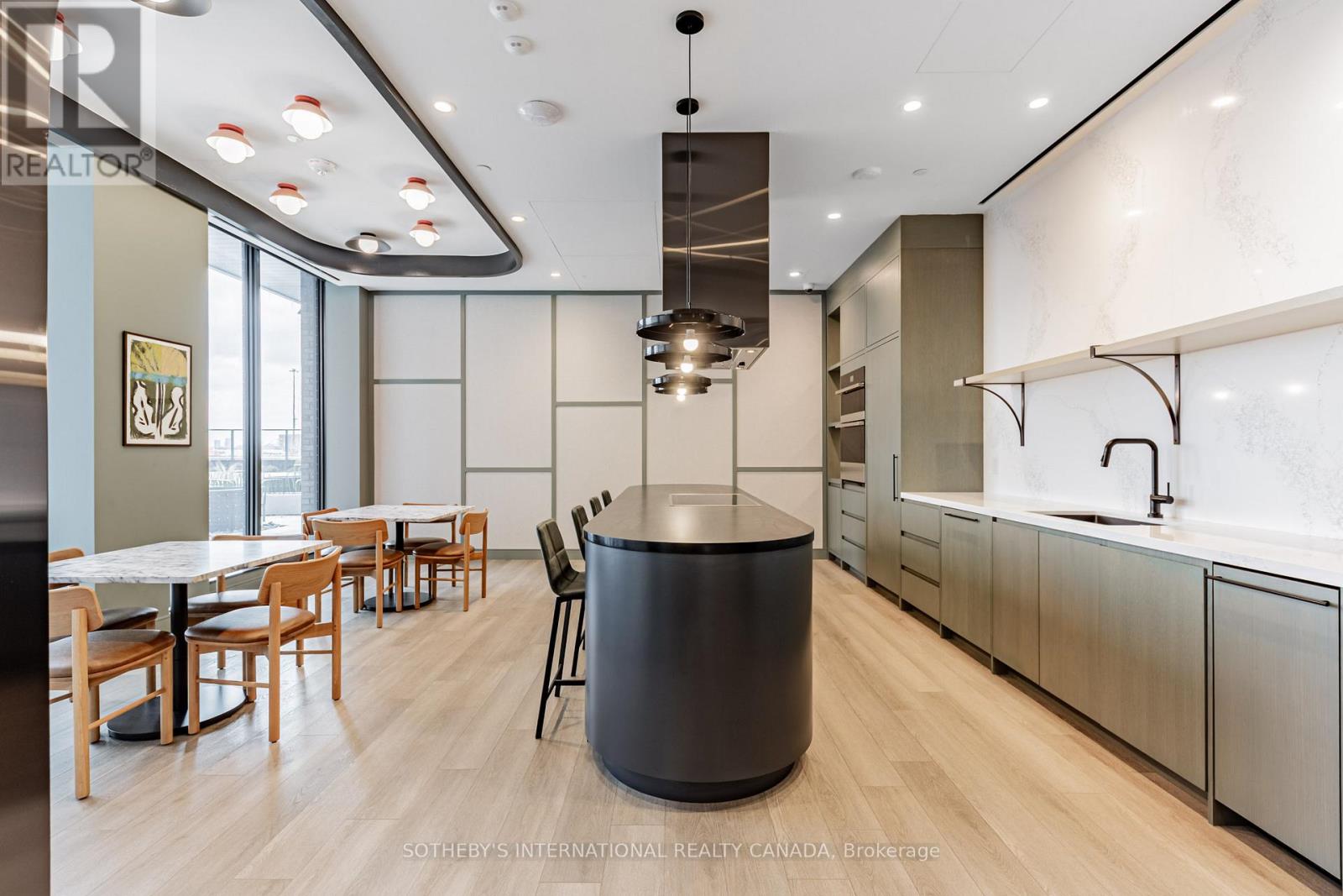 711 - 5 York Garden Way, Toronto, Ontario  M6A 2V1 - Photo 24 - W12649556