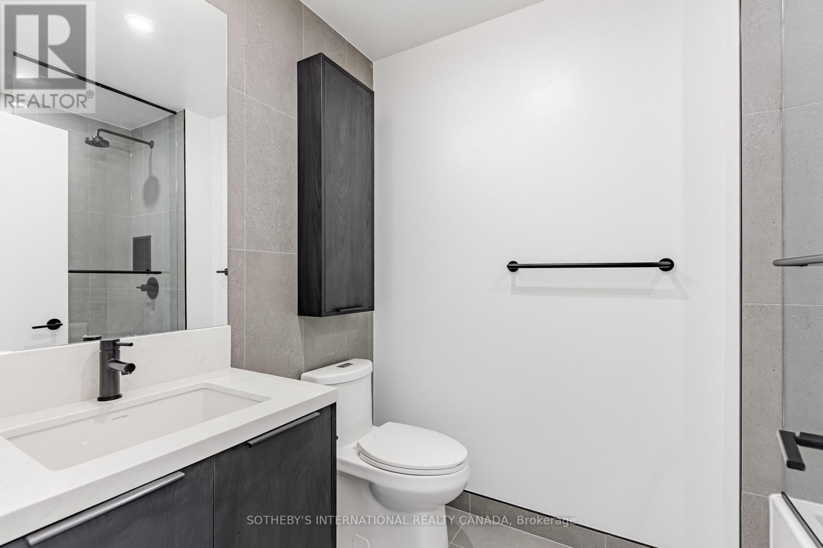 603 - 5 York Garden Way, Toronto, Ontario  M6A 2V1 - Photo 8 - W12649558