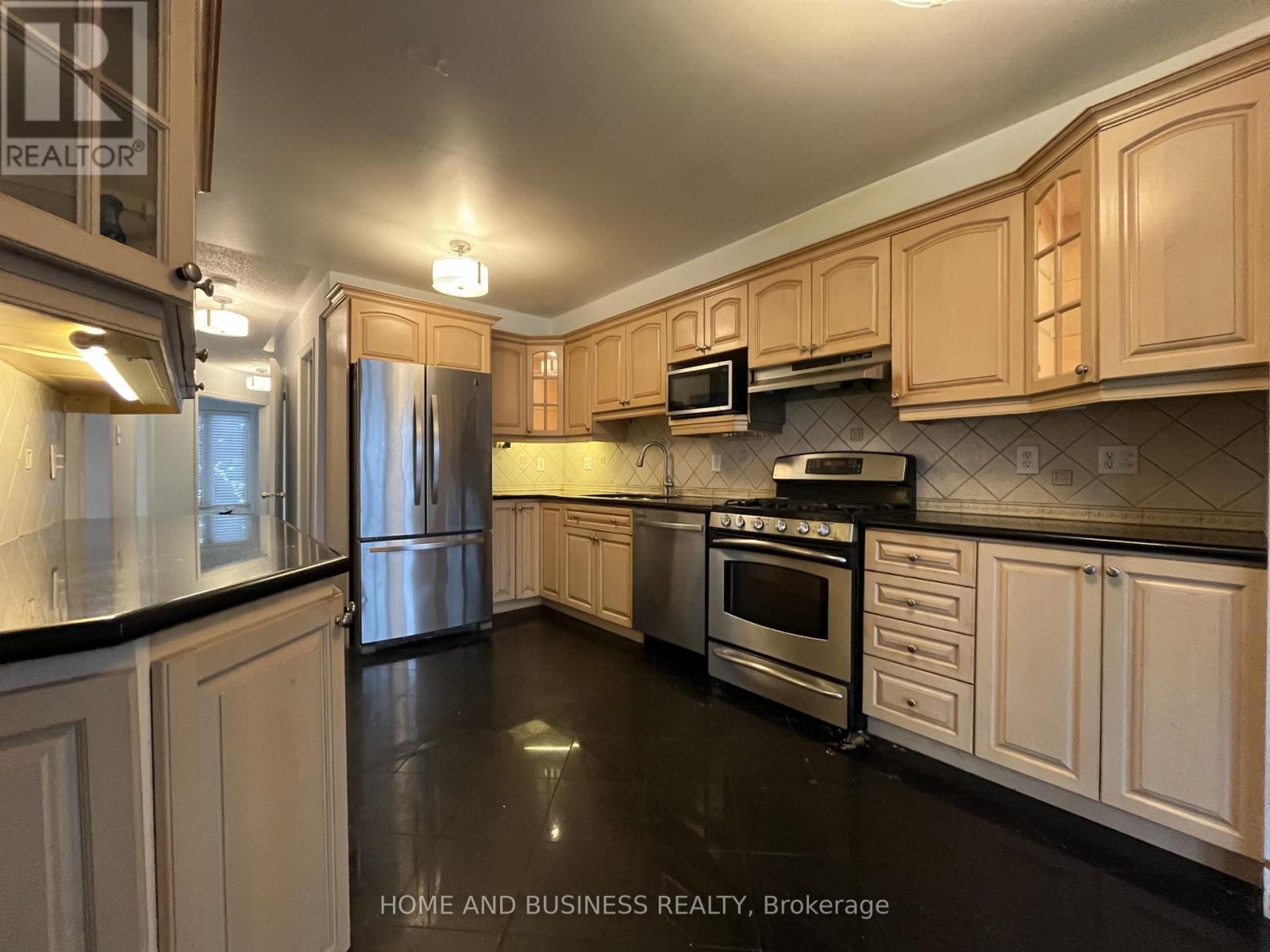 7132 Harding Crescent, Mississauga, Ontario  L5N 5P5 - Photo 5 - W12649570