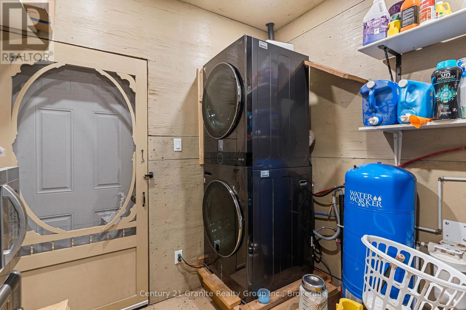 9734 Highway 118 W, Algonquin Highlands, Ontario  K0M 1J2 - Photo 19 - X12423965