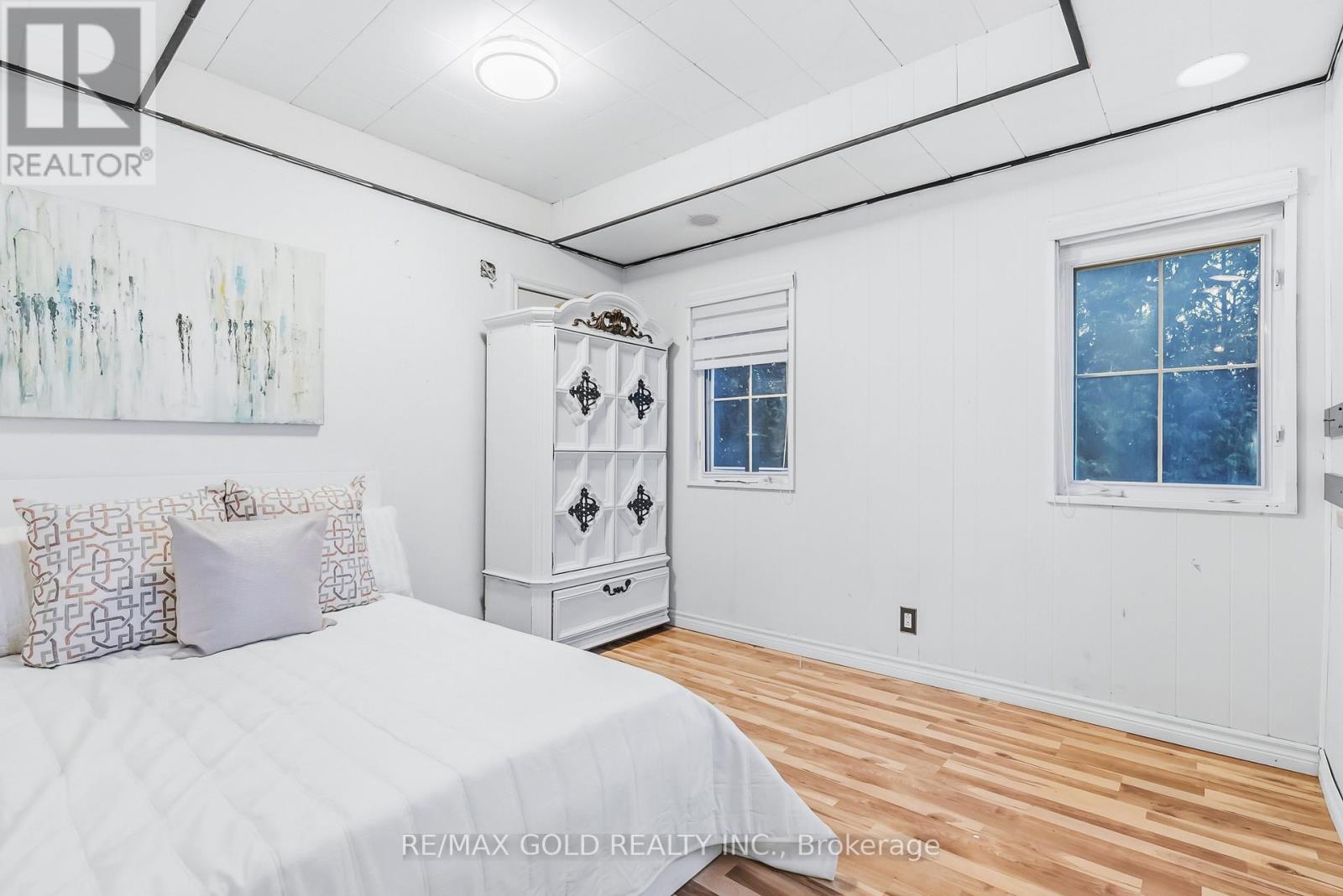 5921 Scott Street, Niagara Falls, Ontario  L2E 3B2 - Photo 27 - X12648582