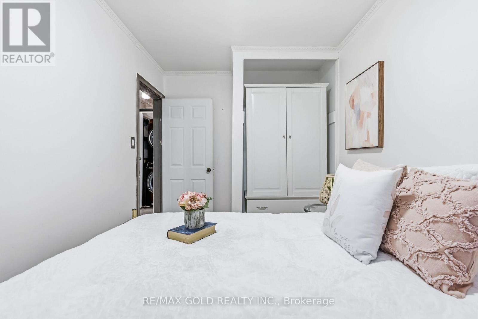 5921 Scott Street, Niagara Falls, Ontario  L2E 3B2 - Photo 31 - X12648582