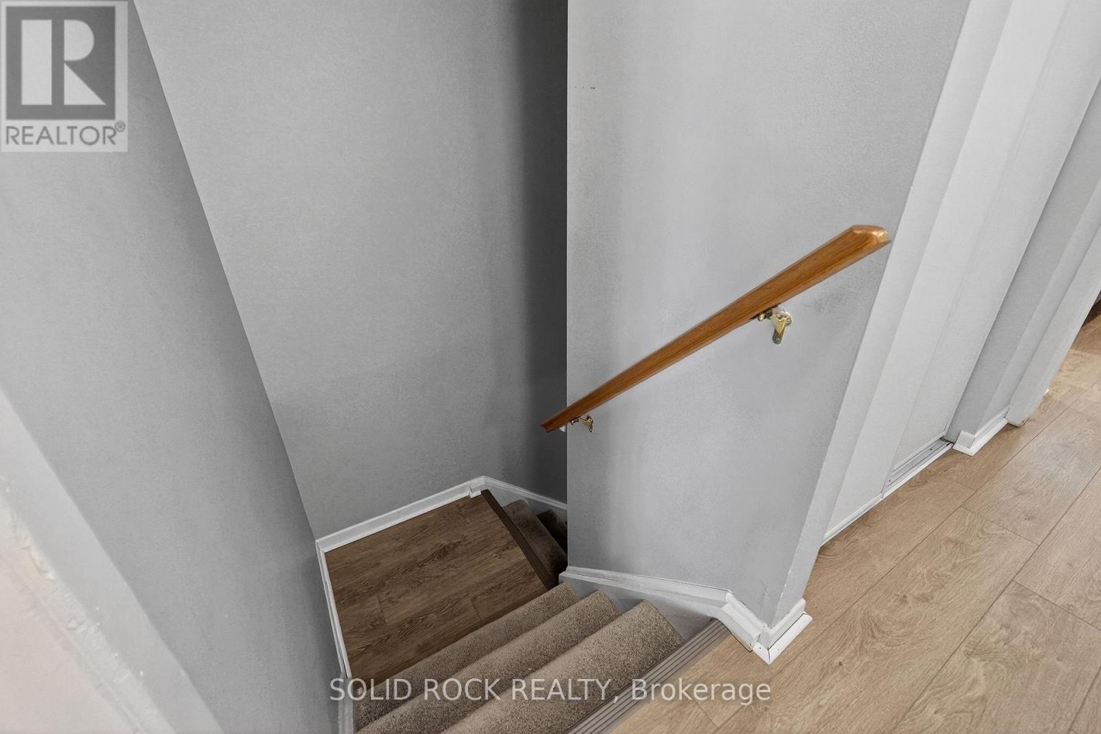 B - 76 Seyton Drive, Ottawa, Ontario  K2H 8W4 - Photo 15 - X12644972