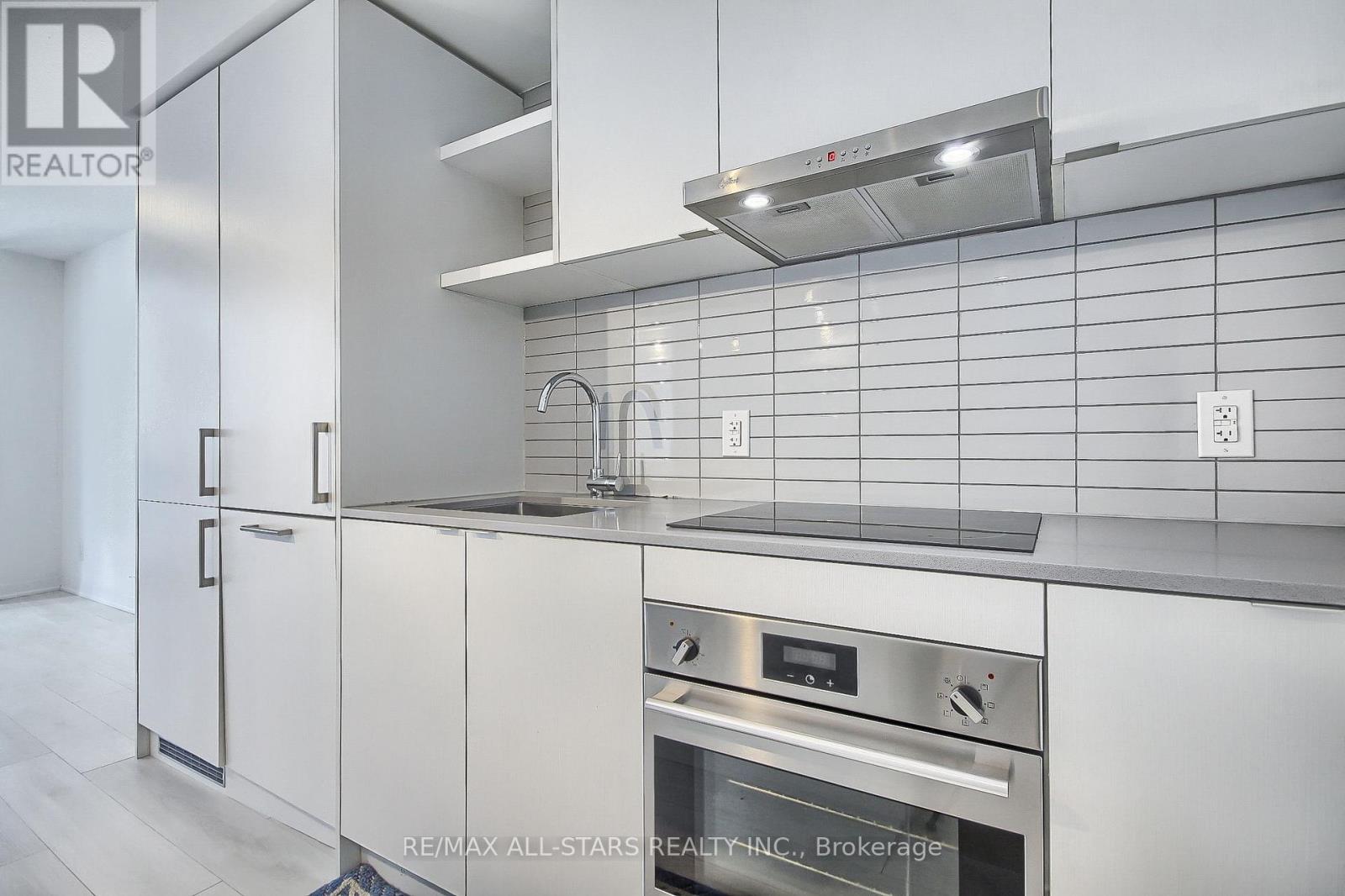 2803 - 100 Harbour Street, Toronto, Ontario  M5J 0B5 - Photo 16 - C12649586