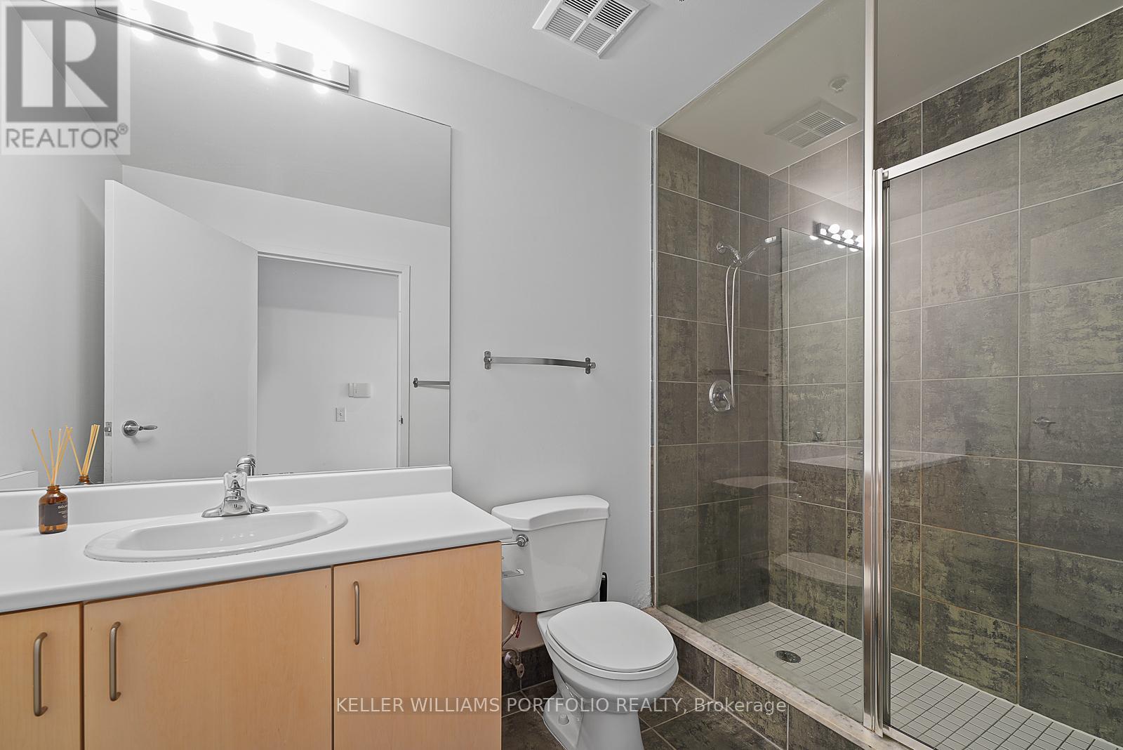 Ph21 - 993 Queen Street W, Toronto, Ontario  M6J 1H2 - Photo 23 - C12649588