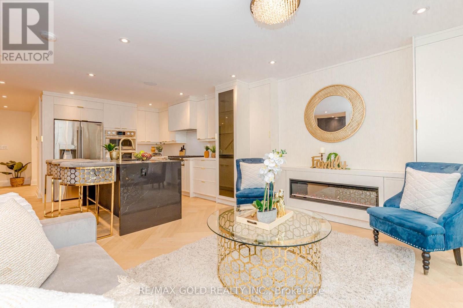 786 Euclid Avenue, Toronto, Ontario  M6G 2V4 - Photo 15 - C12649590