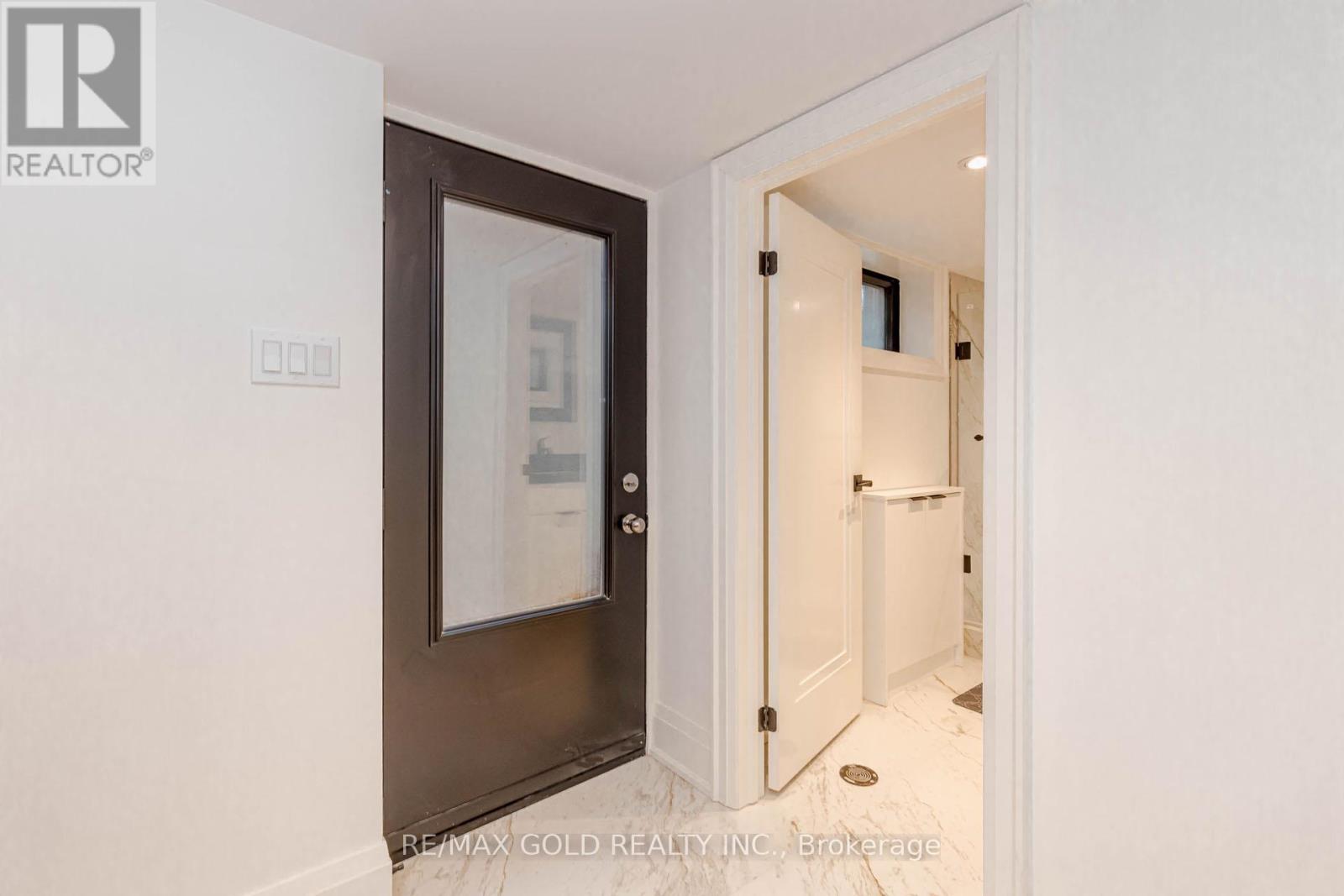 786 Euclid Avenue, Toronto, Ontario  M6G 2V4 - Photo 33 - C12649590