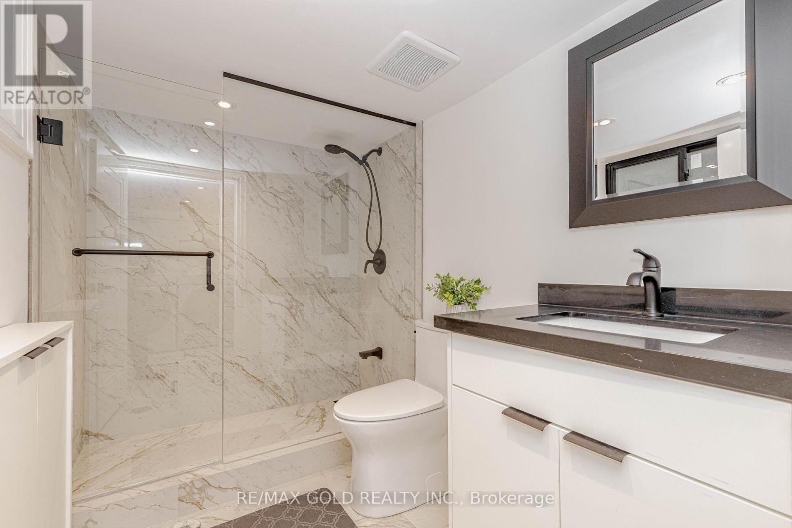 786 Euclid Avenue, Toronto, Ontario  M6G 2V4 - Photo 45 - C12649590