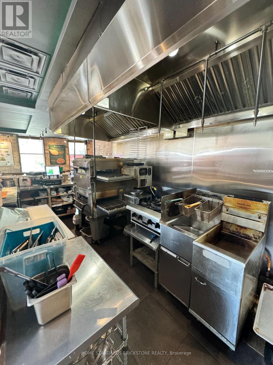 100 - 66 Gerrard Street E, Toronto, Ontario  M5B 1G3 - Photo 14 - C12649638