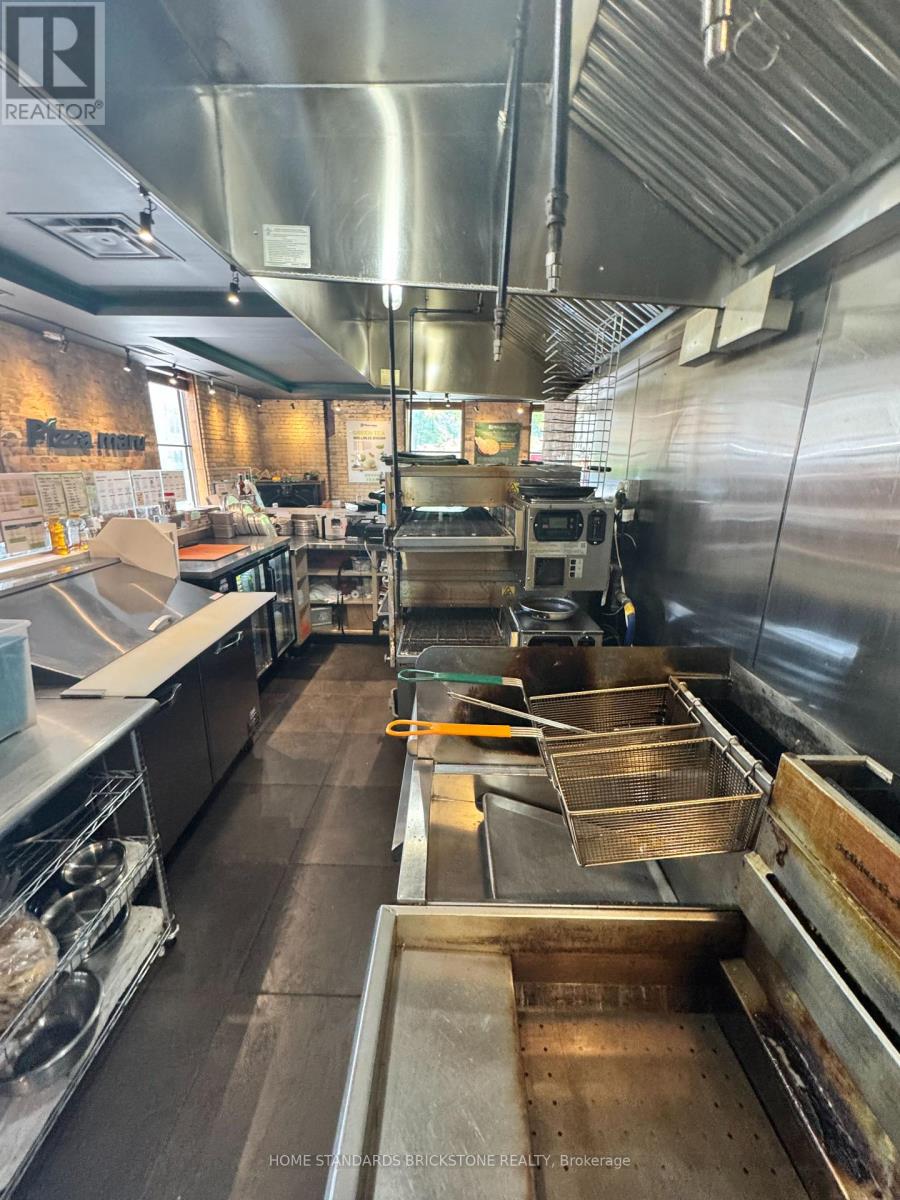 100 - 66 Gerrard Street E, Toronto, Ontario  M5B 1G3 - Photo 16 - C12649638