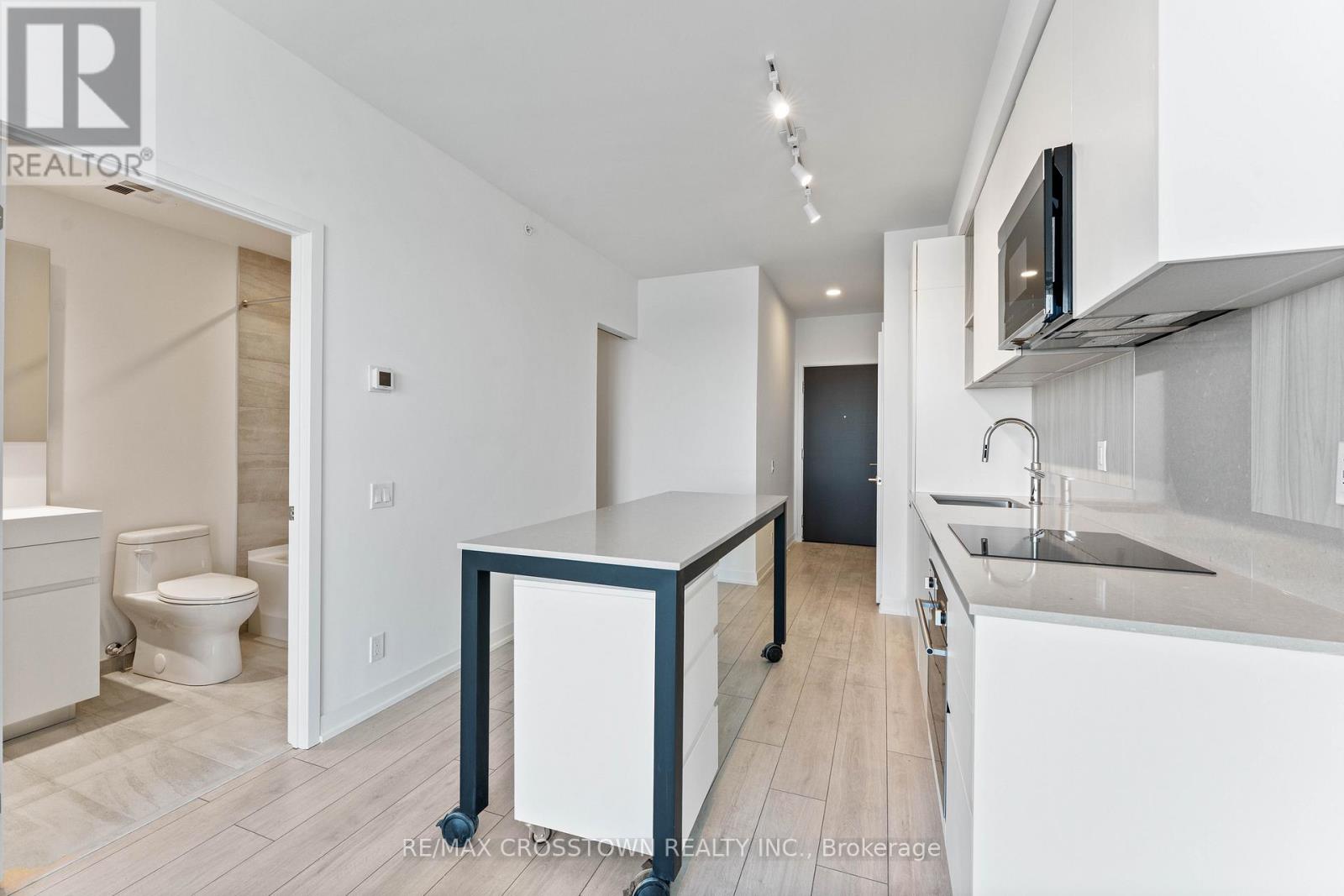 1710 - 39 Mary Street, Barrie (City Centre), Ontario  L4N 1S9 - Photo 5 - S12649584