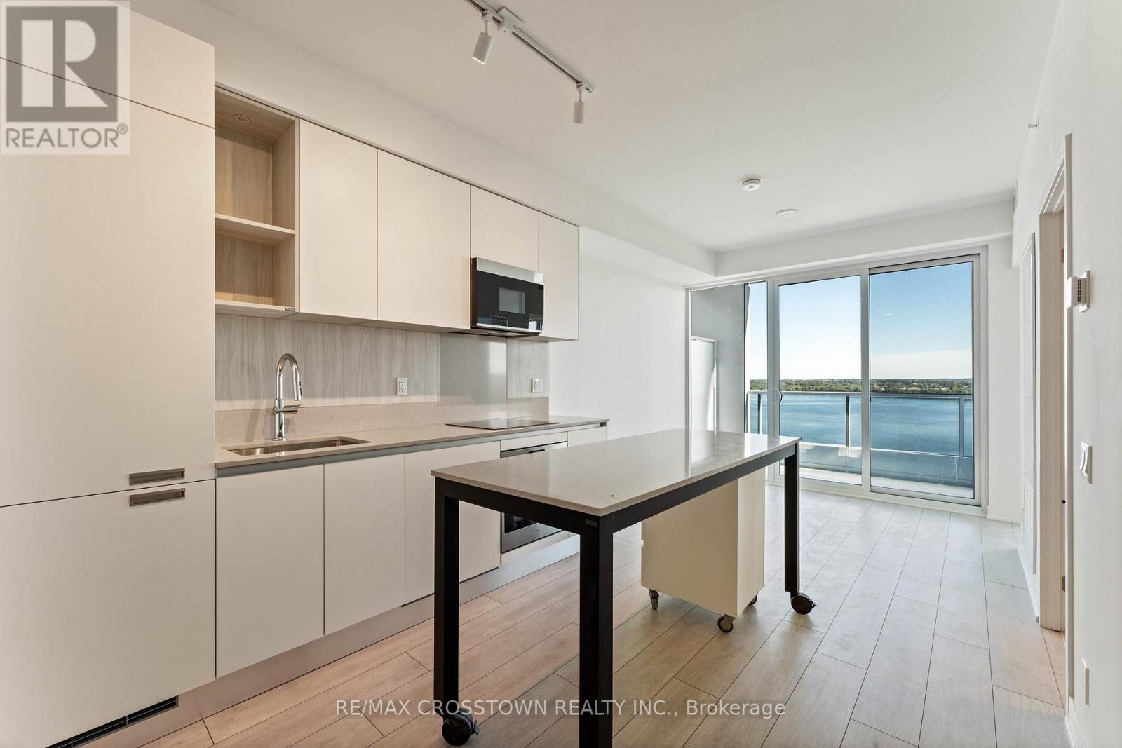 1710 - 39 Mary Street, Barrie (City Centre), Ontario  L4N 1S9 - Photo 6 - S12649584