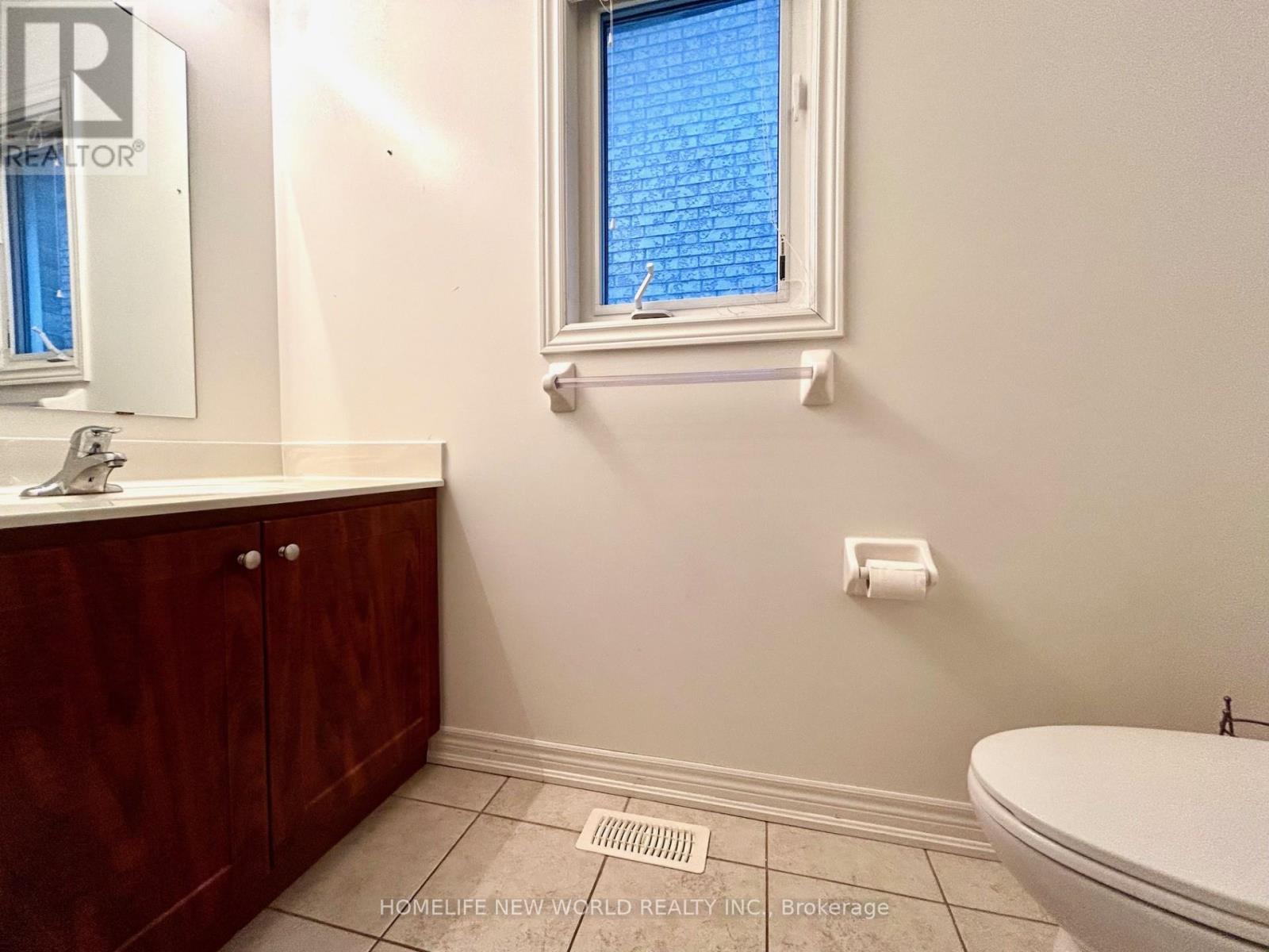 64 Thomas Foster Street, Markham, Ontario  L6C 2N6 - Photo 24 - N12499694